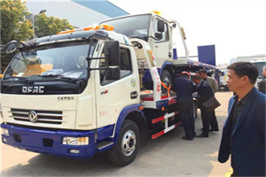 裕华汽车道路救援拖车价格